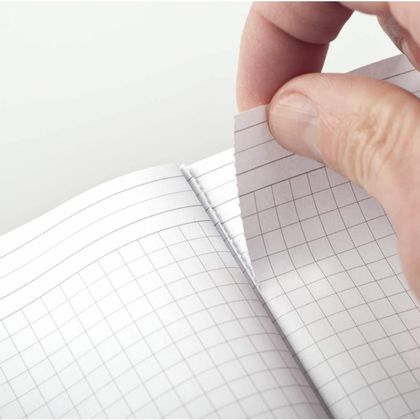 Блокнот А5+ 160*210 мм, 60 л., в клетку "Rhodia Unlimited" сшивка сбоку, обл. карт., микроперф., на резинке, черный