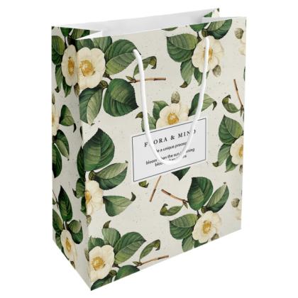 Пакет бумажный подарочный 25*32*12 см "Flora" камелия