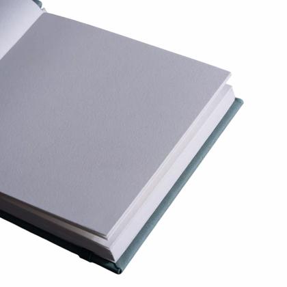 Скетчбук для графики "GrafArt white" 12*12 см, 160 г/м2, 40 л., черный