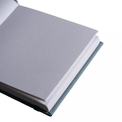 Скетчбук для графики "GrafArt white" 12*12 см, 160 г/м2, 40 л., голубой дым