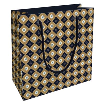 Пакет бумажный подарочный 20*20*8 см "Gentleman" горчичный