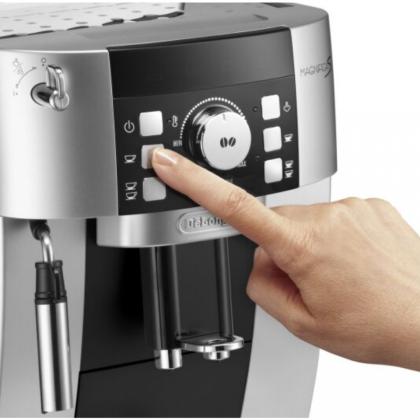 Кофемашина DeLonghi ECAM 21.117.SB